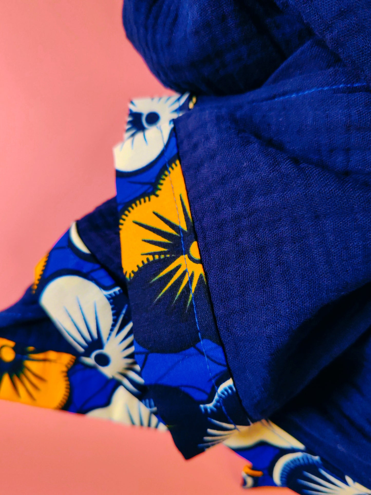 Chèche en gaze de coton Bleu Marine – création artisanale – Yaala – fabriquée en Bretagne