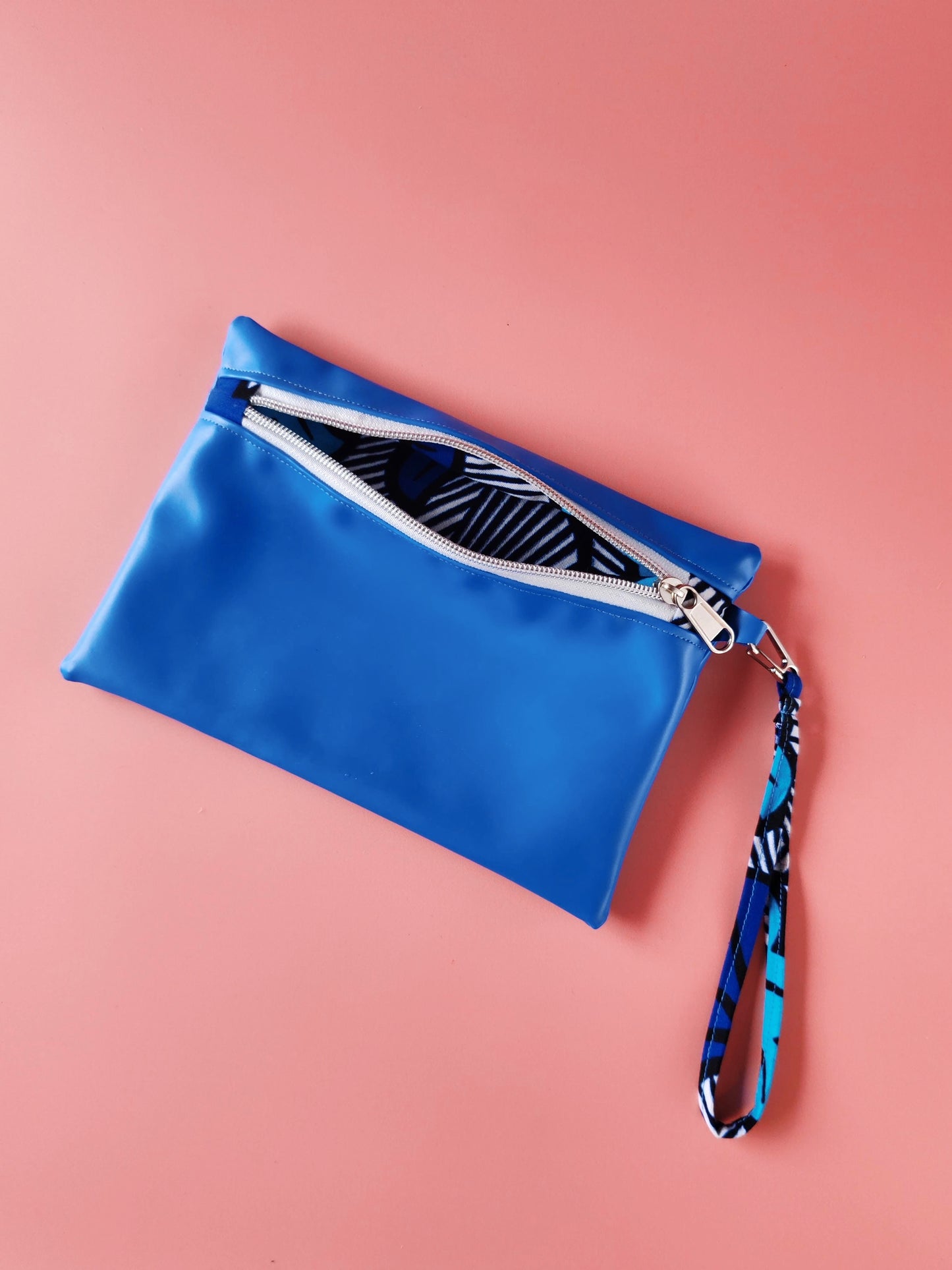 Pochette L’Essentiel Bleue – Guy Cotten & Wax