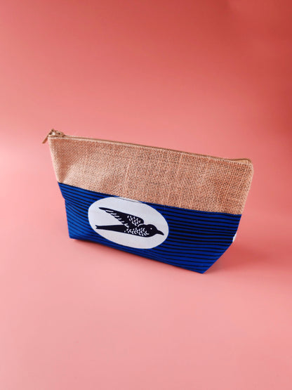 Trousse en toile de jute & wax Hirondelles – Artisanat du Burkina Faso