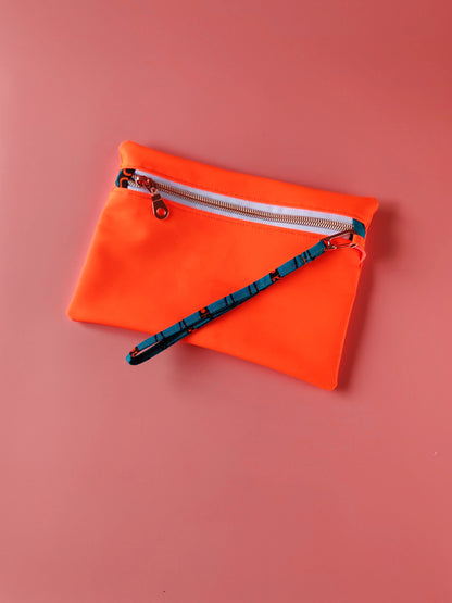Pochette L’Essentiel Orange – Guy Cotten & Wax